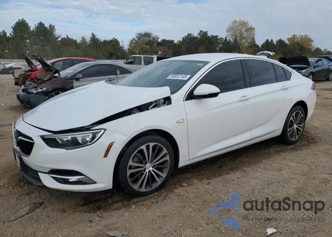 2018 Buick Regal Essence from USA, damaged, VIN W04GP6SX5J1124780